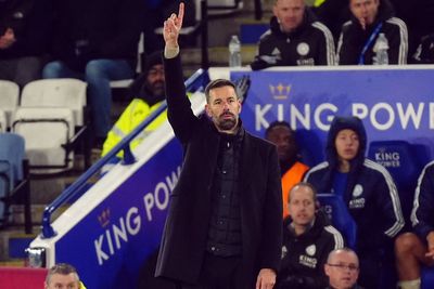 Cheers and beers for Ruud van Nistelrooy as Leicester reign starts with win