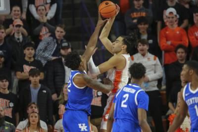 Clemson Upsets No. 4 Kentucky In SEC/ACC Challenge