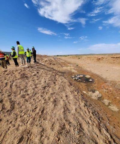 Students In Dubai Collect 13 Kilograms Of Trash From Lake