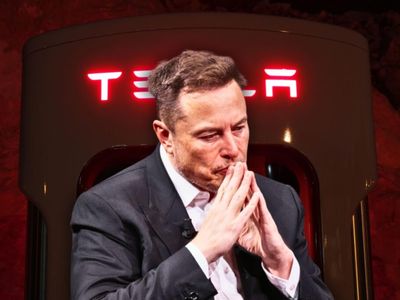 'Big Short' Trader Danny Moses Gives Up On Shorting Tesla, Says It Is 'Very Difficult To Short A Name That Is Not Trading On Fundamentals'