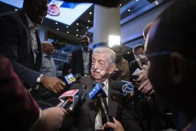 St. John's Honors Coach Carnesecca With Jersey Patches