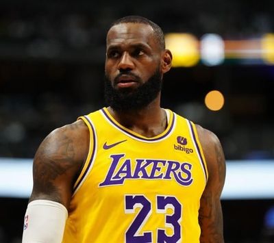 Lakers reconsidering if LeBron James should play all 82 games