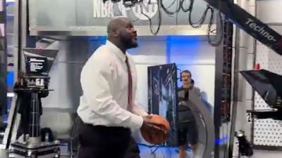 NBA Fans Loved Shaquille O'Neal's Dunk in His Suit on 'Inside the NBA'