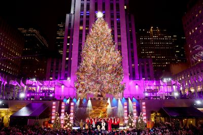 Rockefeller Center Christmas tree lighting performers and host in 2024, from Jennifer Hudson to Kelly Clarkson