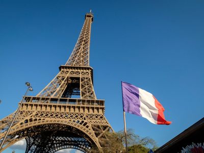 Mohamed El-Erian Calls Michel Barnier's Ouster An Example Of 'Messy Politics,' Notes Greek And French Bonds Achieving Historic Parity