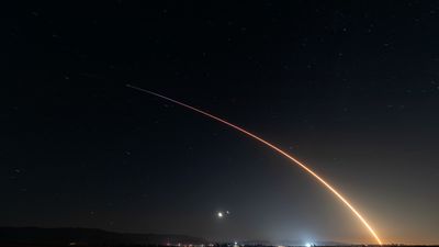 SpaceX completes 1st Starlink direct-to-cell constellation with launch from California (video)