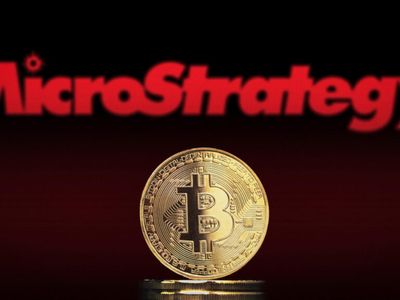 MicroStrategy Shares Rise Over 8% In Pre-Market As Michael Saylor Prepares For 'Party' After Bitcoin Touches Historic $102K Mark