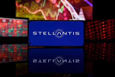 Stellantis Stock Falls as CEO Departs: What Investors Should Know