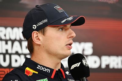 Verstappen not surprised by "backstabber" Russell's comments