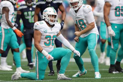 Dolphins fullback nominated for Walter Payton Man of the Year