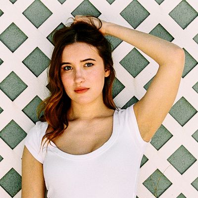 Meet Gracie Lawrence, Who Plays Kacey in ‘The Sex Lives of College Girls’ Season 3