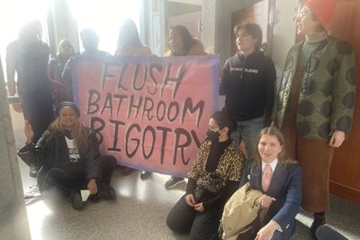 Trans Activist Chelsea Manning Uses Ladies' Room in Capitol Building to Protest Republican Bathroom Ban