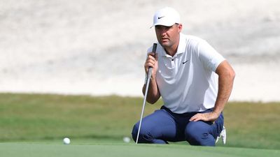 Scottie Scheffler Experiments With Different Putting Grip at Hero World Challenge