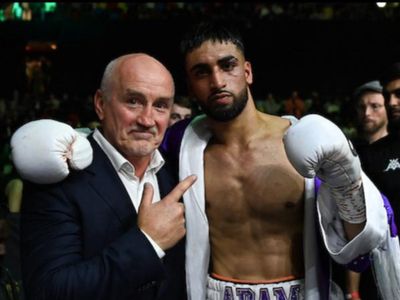 ‘He’s a gentleman, he’s always guided me’: Boxing star praises Barry McGuigan after I’m a Celeb knockout