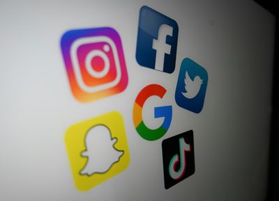 10 Must-Have Apps For 2025 That Gen Zers Totally 'Stan'