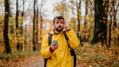 Stern warning over use of hiking apps after 2 hikers attempt non-existent trails resulting in "virtually identical" rescues