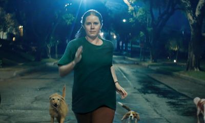 Nightbitch review – Amy Adams doggy fantasy-satire stays fatally muzzled