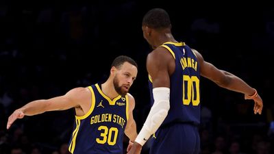 Steph Curry Fired Up Over Jonathan Kuminga's Career Game in Win Over Rockets