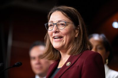 Rep. Suzan DelBene will continue as DCCC chair for 2026 - Roll Call