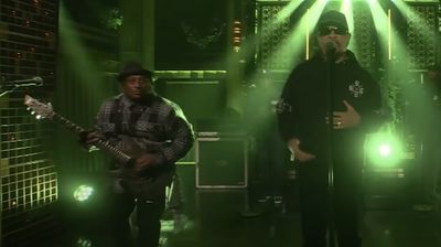 “Gilmour says, ‘I want to play on it’ – like, he doesn’t do this’”: Body Count rip through their Comfortably Numb reimagining on the Tonight Show, as Ernie C does his best David Gilmour