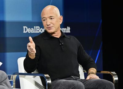 Why Jeff Bezos thinks ‘messy’ meetings are most productive