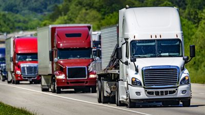 Major trucking company files for Chapter 11 bankruptcy