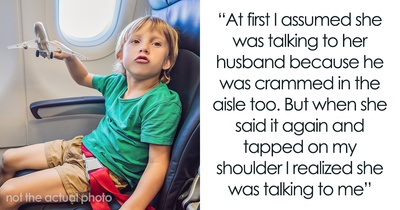 Plane Passenger Gets Mad Over Unruly Toddler, Refuses To Move Out Of His Way, Drama Ensues