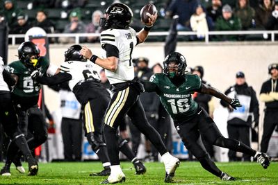 Freshman safety transferring from Michigan State football