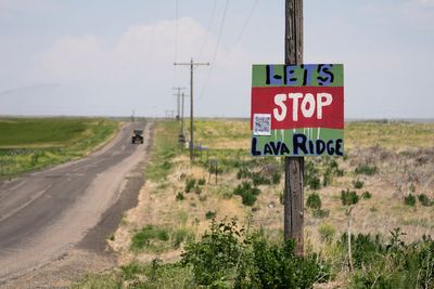 Feds approve scaled-down Idaho wind farm near historic Japanese American incarceration site