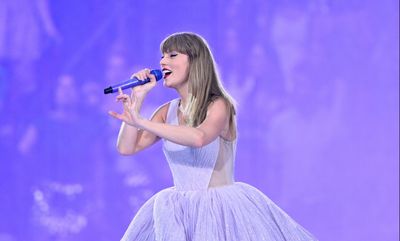 Taylor Swift’s surprise songs from Night 1 of the Eras Tour in Vancouver, including two mashups