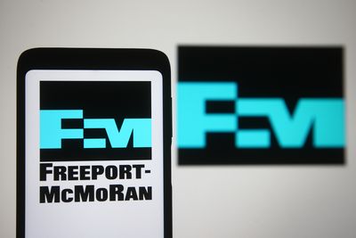 Is Freeport-McMoRan Stock Underperforming the Dow?