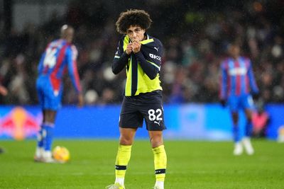 Rico Lewis sent off as Crystal Palace hold Man City to damage title hopes