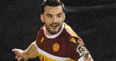 St Mirren 0 Motherwell 1: Watt hits late winner as Gogic sent off