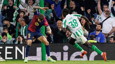 A Stoppage Time Equalizer Crowns a Worrying Second Half: Things We Learned From Barcelona 2-2 Real Betis