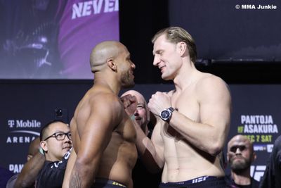 Ciryl Gane vs. Alexander Volkov 2 prediction, pick, start time for UFC 310