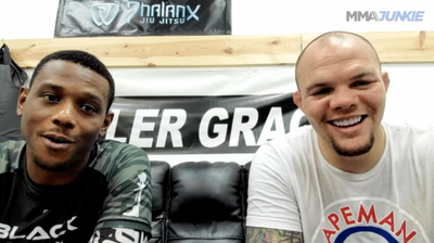 Anthony Smith backs ‘good dude’ Jamahal Hill to beat Jiri Prochazka at UFC 311