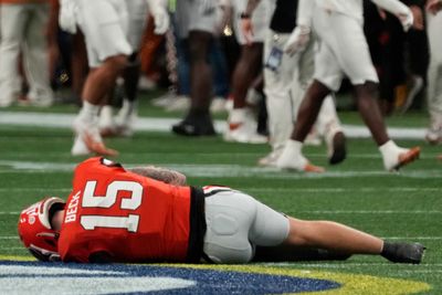 Georgia loses quarterback Carson Beck to elbow injury