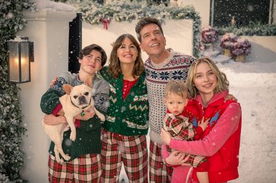 Netflix has a clutch of wonderful lighthearted Jennifer Garner family movies including one with a Christmas twist