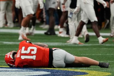 Kirby Smart provides injury update on Georgia QB Carson Beck