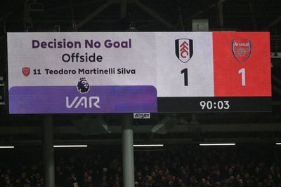 Fulham 1-1 Arsenal: Late VAR drama as Gunners drop points in Premier League title race