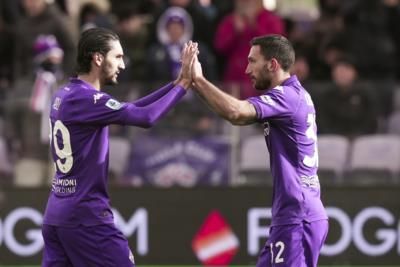 Fiorentina's Cataldi Scores Goal As Promise To Hospitalized Teammate