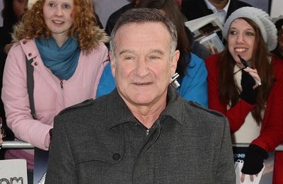 Robin Williams would always give money to those in need, recalls his son