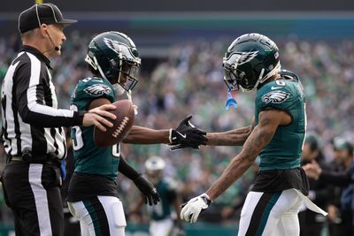 Eagles survive upset bid by Panthers