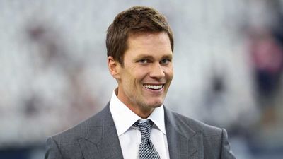 Tom Brady Lost His Voice During Bills-Rams Broadcast, and NFL Fans Had Jokes