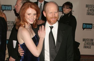 Bryce Dallas Howard 'very badly' wants to work with filmmaker father Ron Howard