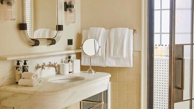 8 Guest Bathroom Mistakes That'll Leave Your Visitors With a Bad Impression — But Are so Simple to Fix