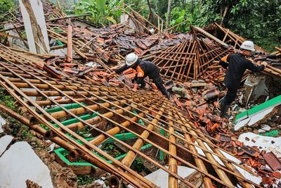 Landslides and flash floods hit Indonesia’s Java island, leaving 10 dead and 2 missing