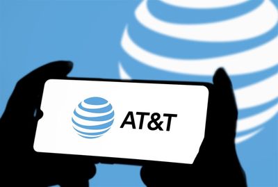 AT&T’s Big Bet on Fiber, 5G, and $10 Billion Buyback Program