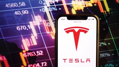 Tesla Stock Heads Toward 400 For First Time Since 2022