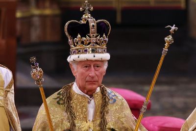 King Charles recalls late Queen wearing crown for practice at bath time ahead of Coronation